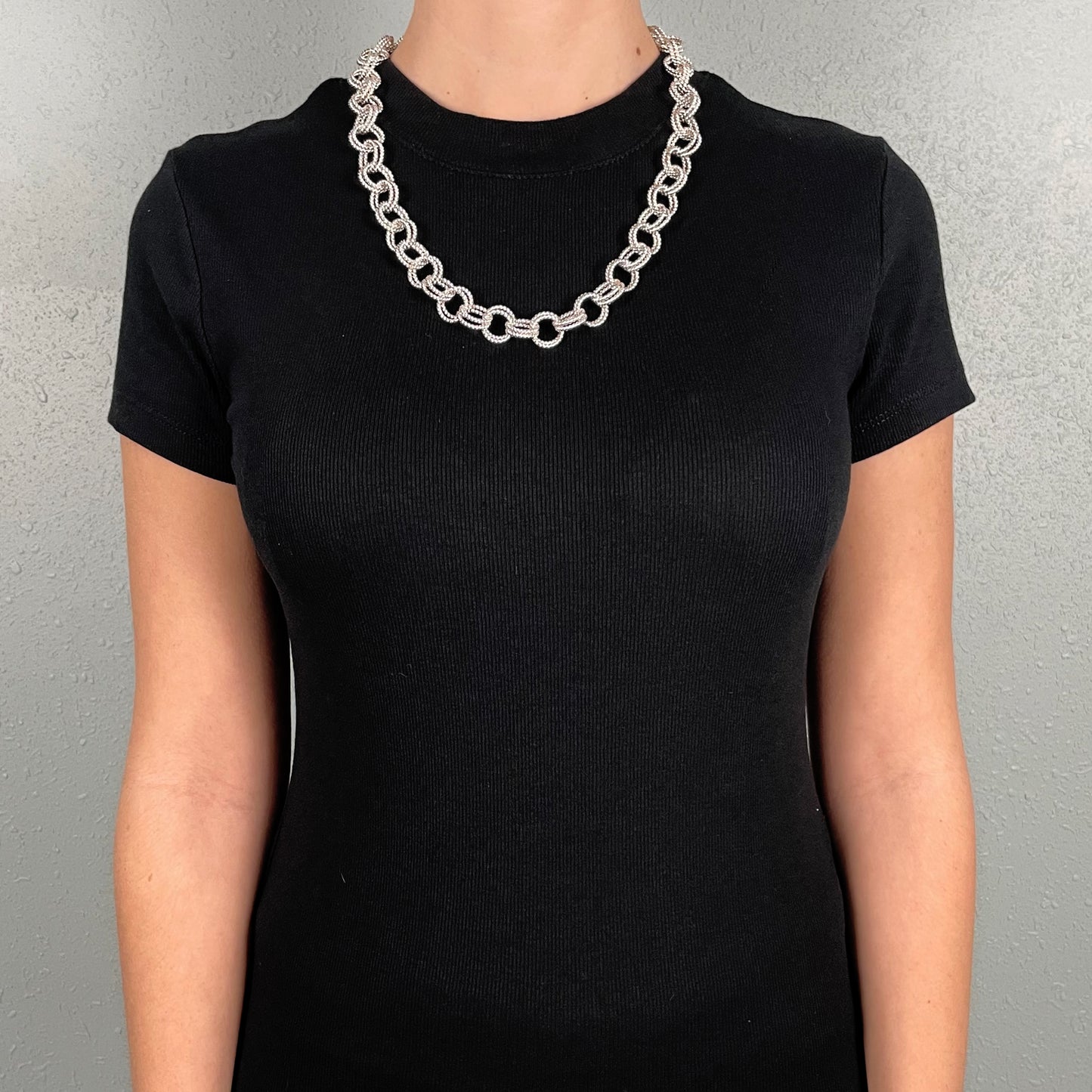Laurel Chain