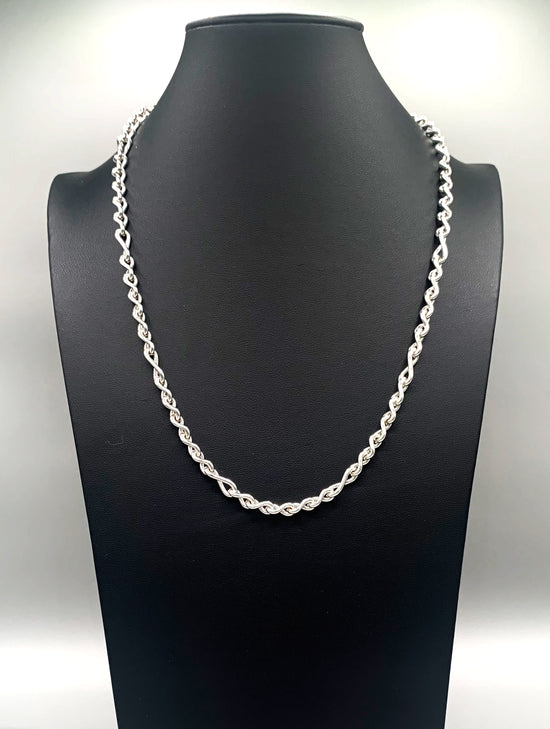 Stronghold Armoni Chain