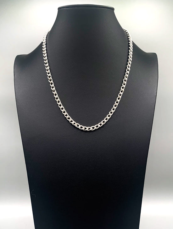 Stronghold Curb Chain