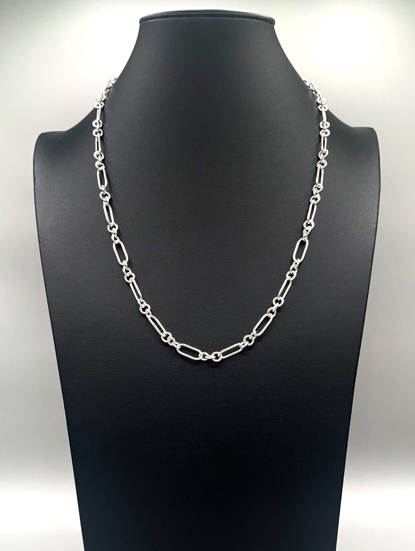 Stronghold Makarios Chain