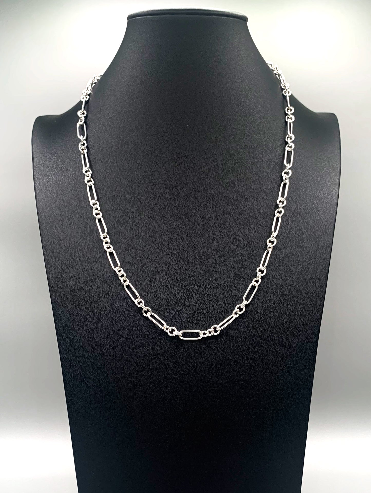 Stronghold Makarios Chain